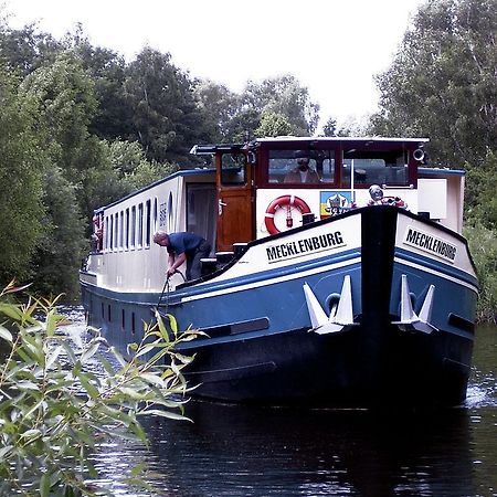 Ms Mecklenburg Hotelschiff Berlijn Buitenkant foto