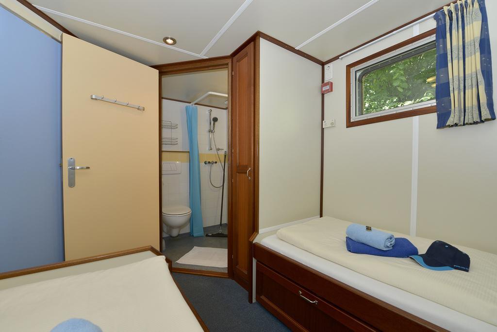 Ms Mecklenburg Hotelschiff Berlijn Buitenkant foto